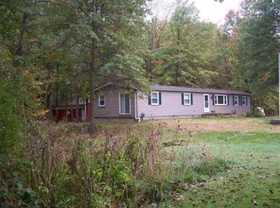 49575 Collyer Ct, Belleville, MI 48111