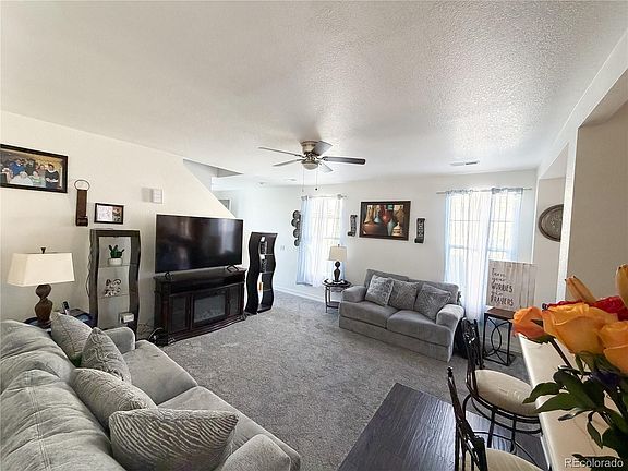 2nd image of 841 Willow Drive