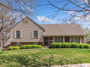 11527 Cherry St, Kansas City, MO 64131