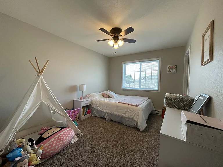 Gateway Place Apartments — Photo 44