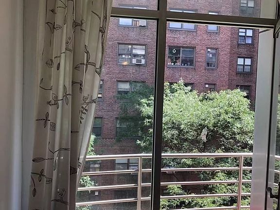 5th image of 11 Monroe St APT 5A