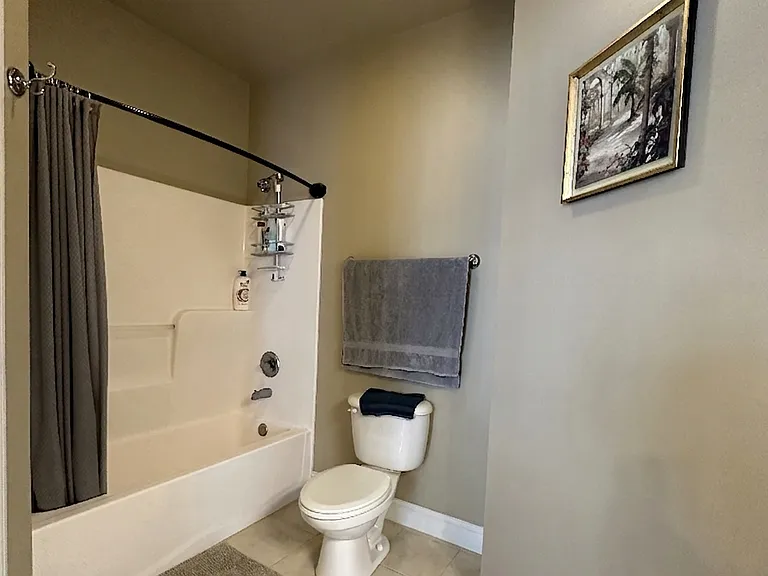 2537 Suncrest Vlg — Photo 11
