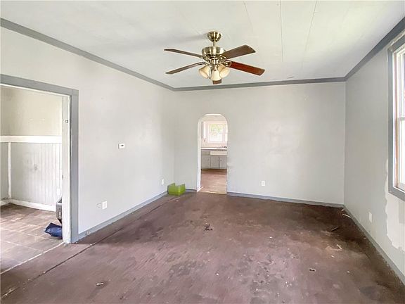 2nd image of 451 S 15th St