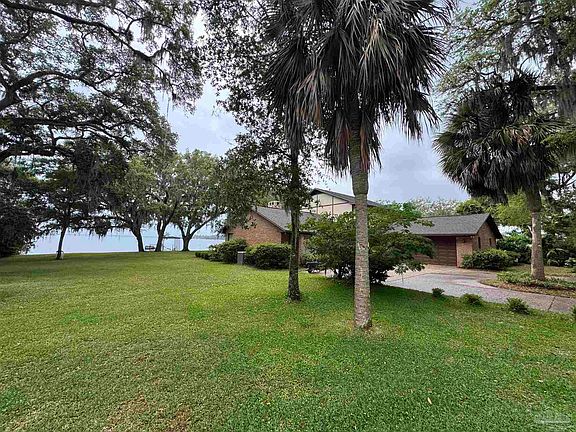 2nd image of 4156 Beach Dr