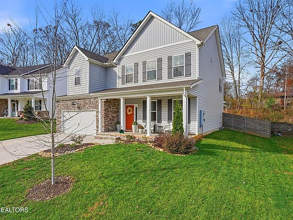 2nd image of 7254 Willow Park Ln