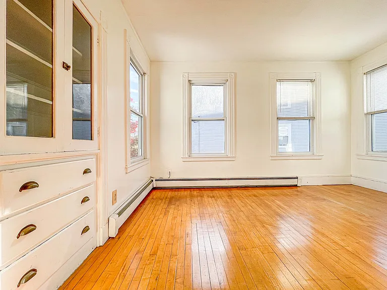 329 Preble St #2 — Photo 34