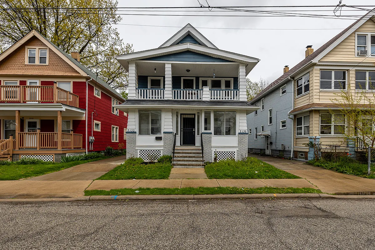 Exterior - 2135 W 105th St