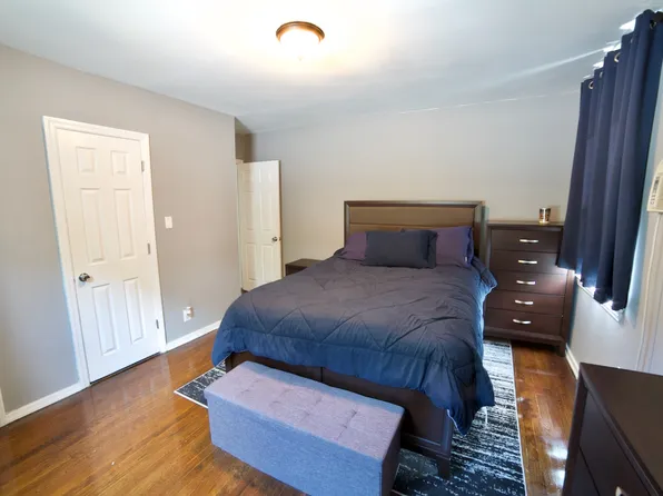 251-35 71st Road image 7 of 11