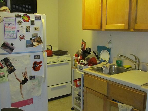 5th image of 7010 N Ashland Blvd APT B2