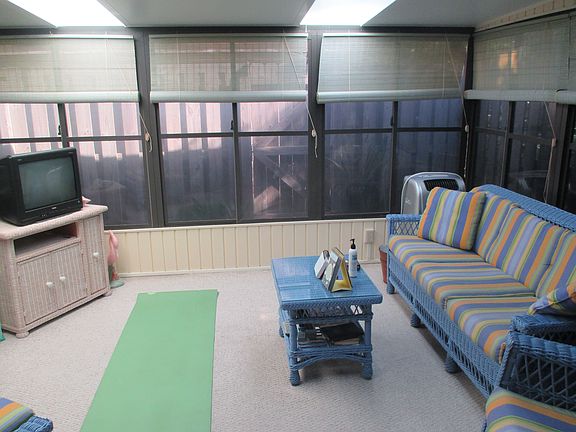 5th image of 3315 Sea Mist Ln