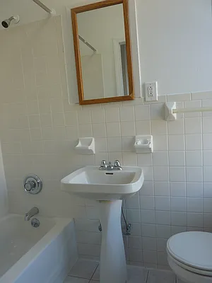 Rented by HH Realty | media 23