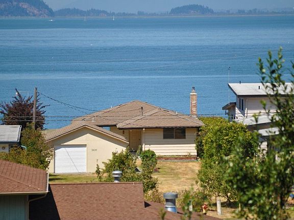 4th image of 340 Shore Dr