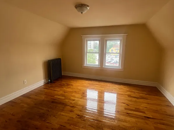18 Cambridge St Floor 2, East Orange, NJ 07018