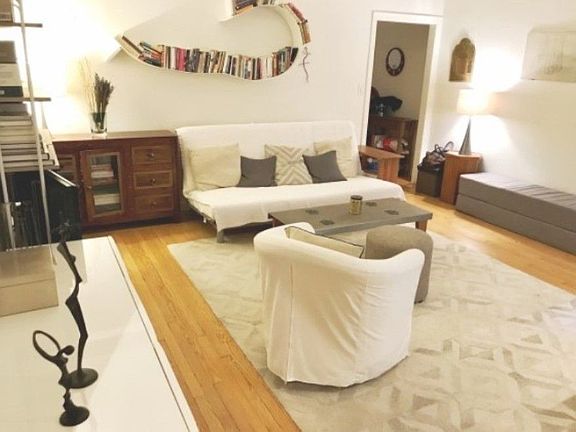 4th image of 425 E 51st St APT 1D