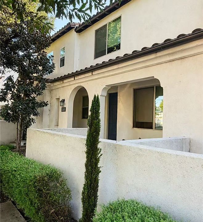 1st image of 2608 Winston Ct