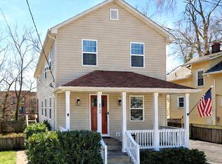 1720 14th St S, Arlington, VA 22204