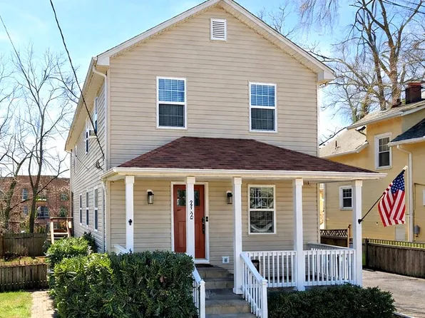 1720 14th St S, Arlington, VA 22204