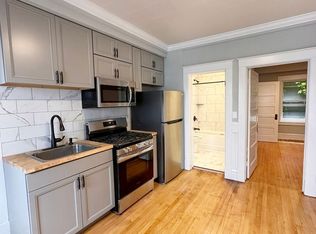 93 North St #2, Burlington, VT 05401
