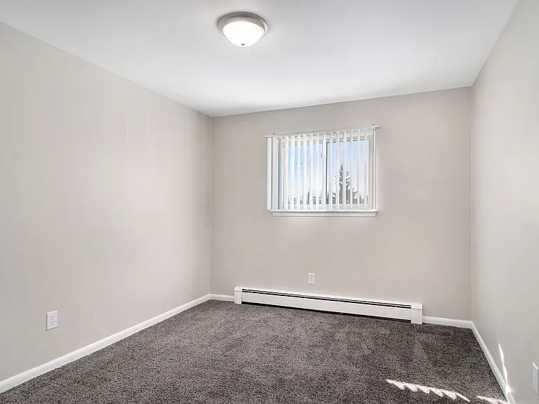 18638 Van Horn Rd #9 — Photo 10