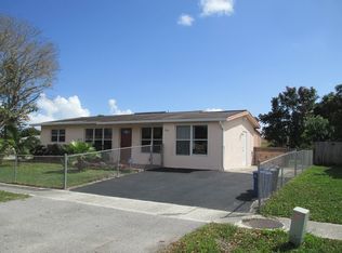 3819 Chickasha Rd, Lake Worth, FL 33462