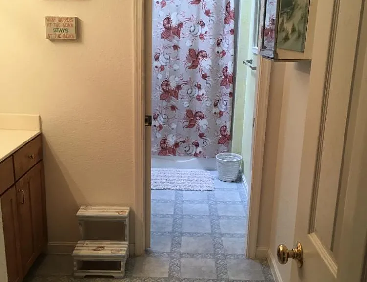 6 Mary Elizabeth Dr — Photo 16