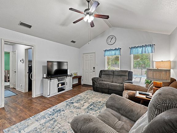 5th image of 4107 Wesley St
