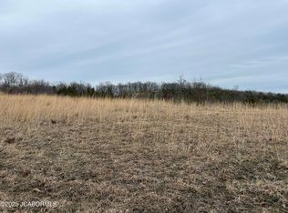 Swift Rd, Henley, MO 65040