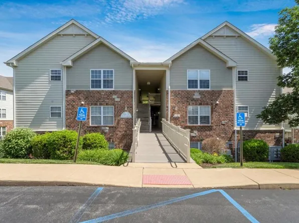 1634 Piedmont Cir, Saint Peters, MO 63304
