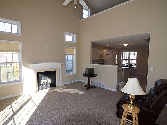 3rd image of 25C Pointe West Dr #C