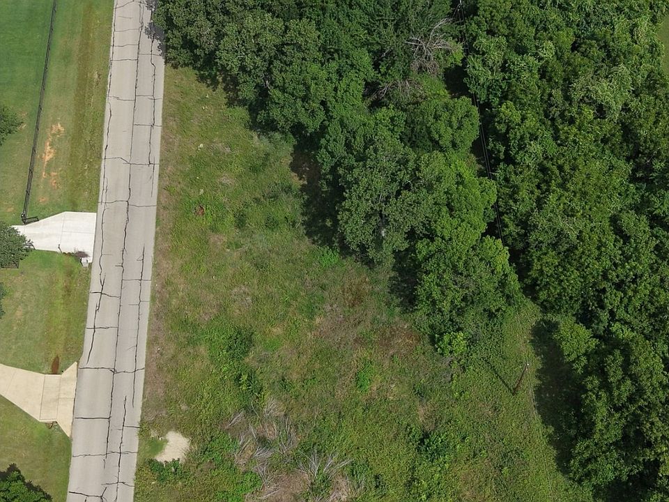 2nd image of 4441 Country Hill Rd