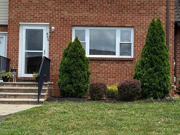 2nd image of 866 Shannon Ct