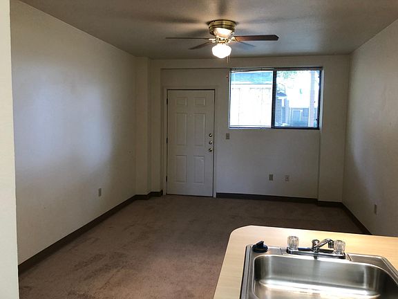 3rd image of 2400 4th Ave APT 270
