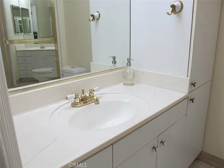 2035 4th St #202C — Photo 11