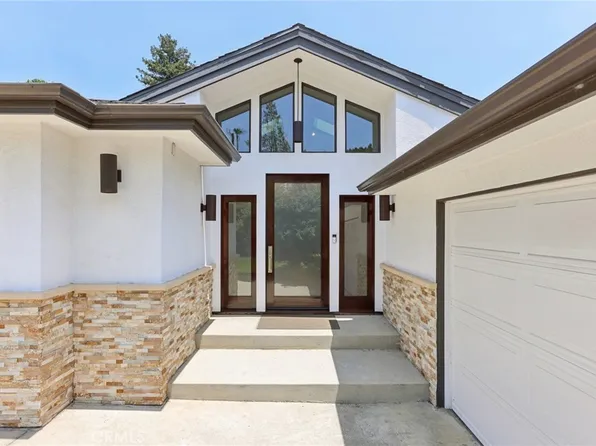 4348 Hayman Ave, La Canada Flintridge, CA 91011