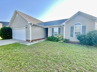 1403 Oxnop Ct, Fayetteville, NC 28306