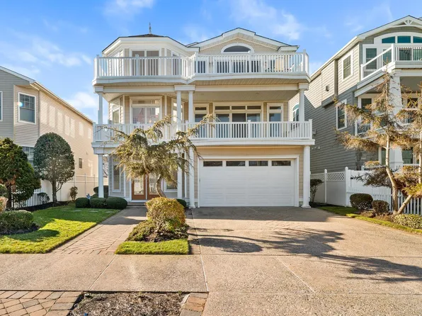 218 S Roosevelt Blvd, Brigantine, NJ 08203