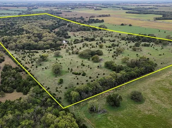 22102 S 75th Hwy, Lyndon, KS 66451