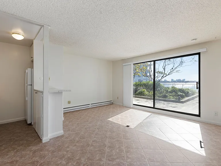 3 Admiral Dr #F263 — Photo 7