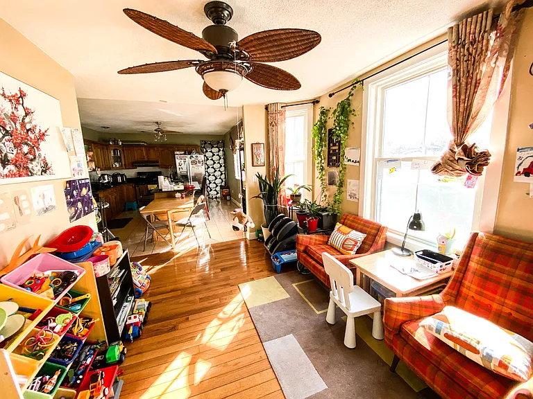 101 Magoun Ave #101 — Photo 19