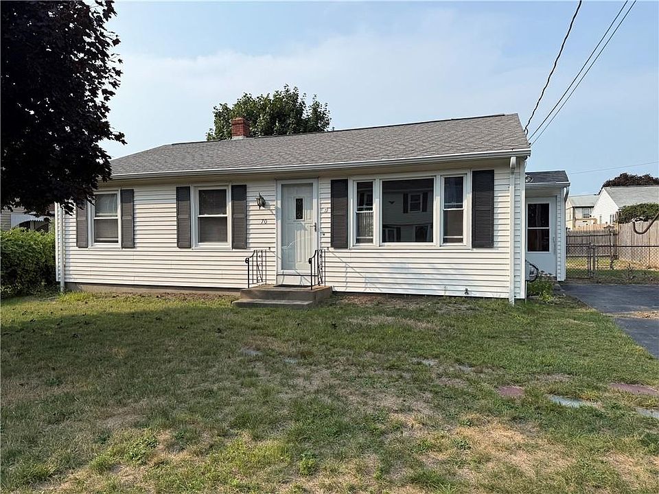 1st image of 70 Glen Meadows Dr