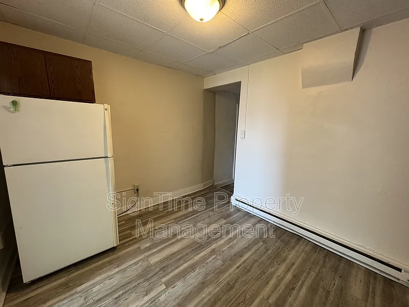 Building Photo - 40 E Washington St #2B