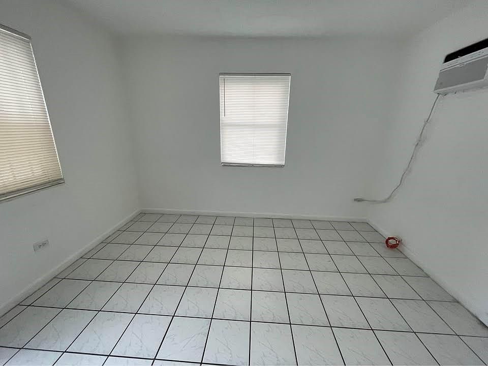 2nd image of 250 NE 77th St #7653