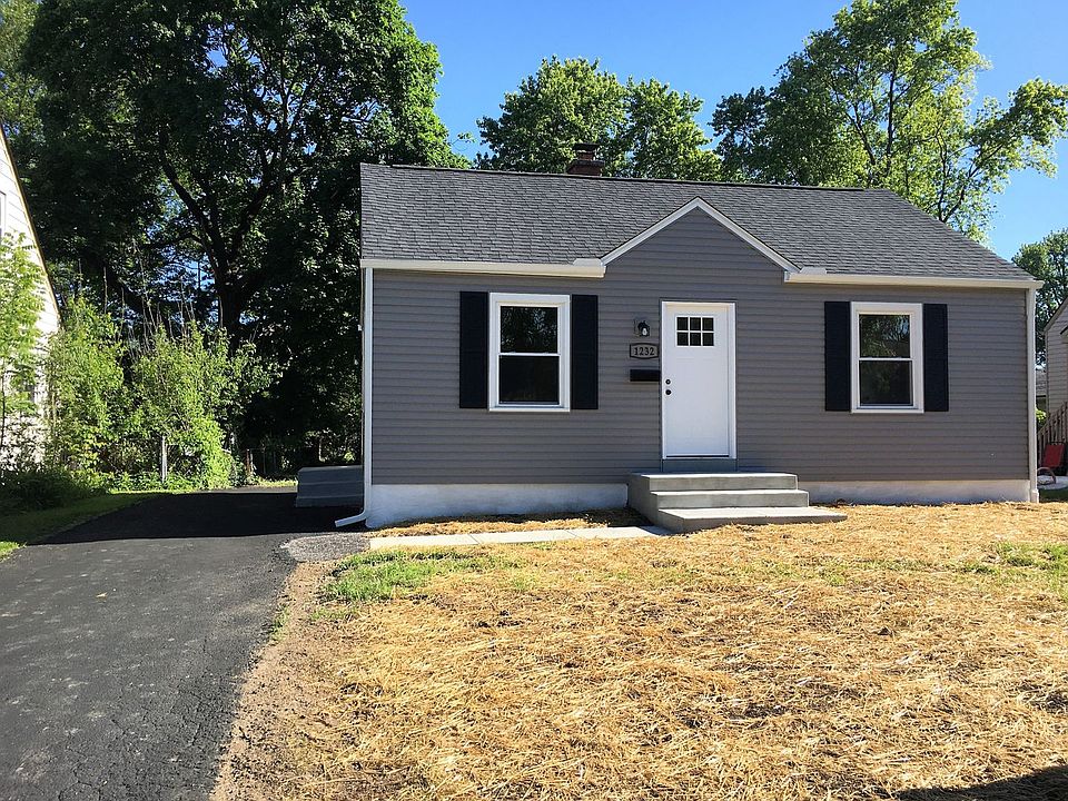 1st image of 1232 Carolyn Ave