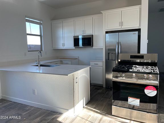 3rd image of 32633 N ARIS Drive