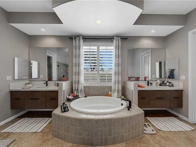 73768 Cezanne Dr — Photo 8