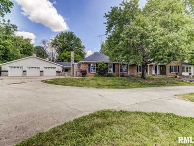 13205 State Route 125 Pleasant Plains Il 62677 Zillow