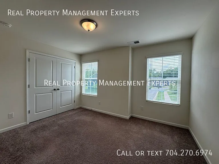 3227 Selwyn Landing Dr — Photo 9