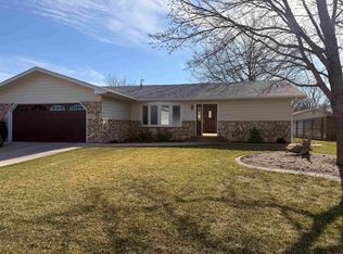 1101 MILES COURT, North Platte, NE 69101