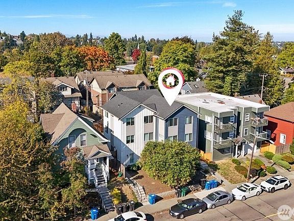 2nd image of 5257 Brooklyn Avenue NE