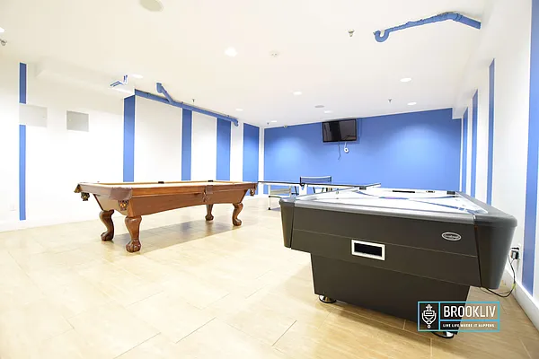 Rented by null | media 27